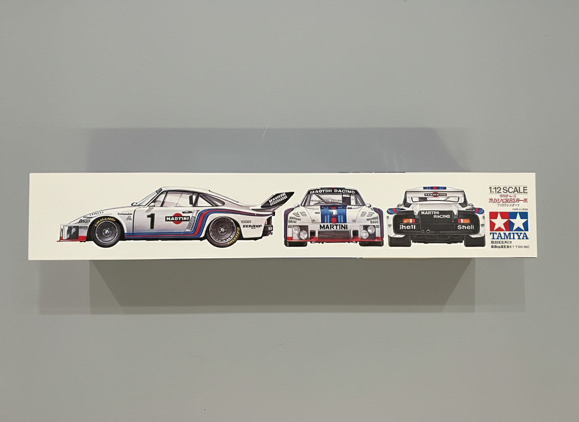 Tamiya 1:12 Martini Porsche 935 Turbo Kit (Vintage Version)