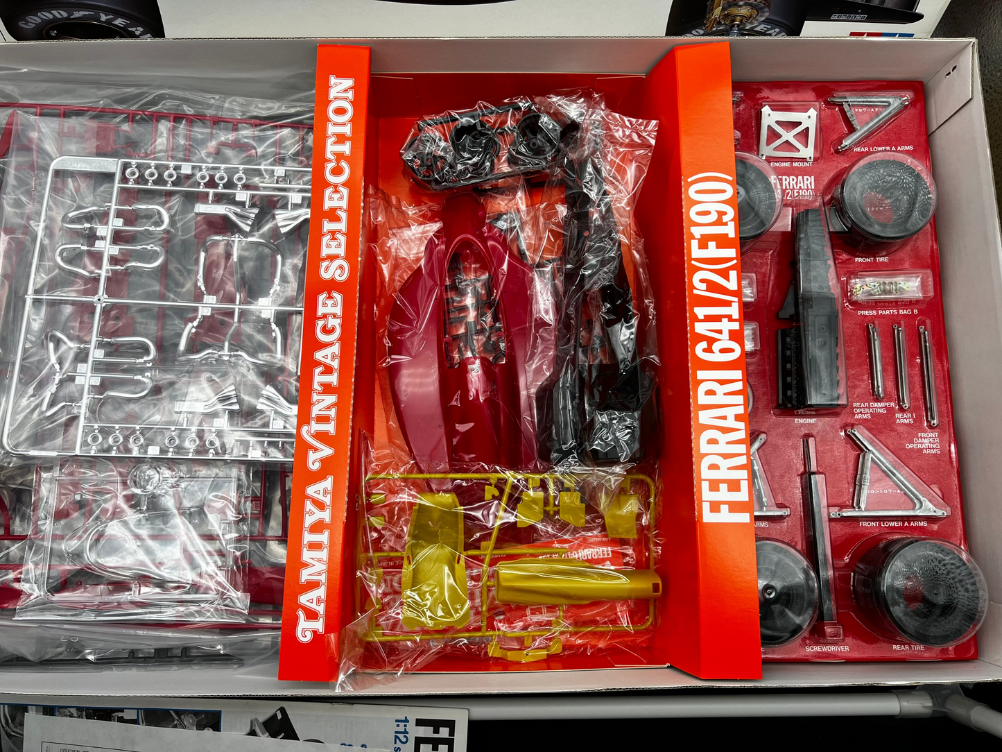 Tamiya Ferrari 641/2 (F190) 1/12 Scale Vintage Selection